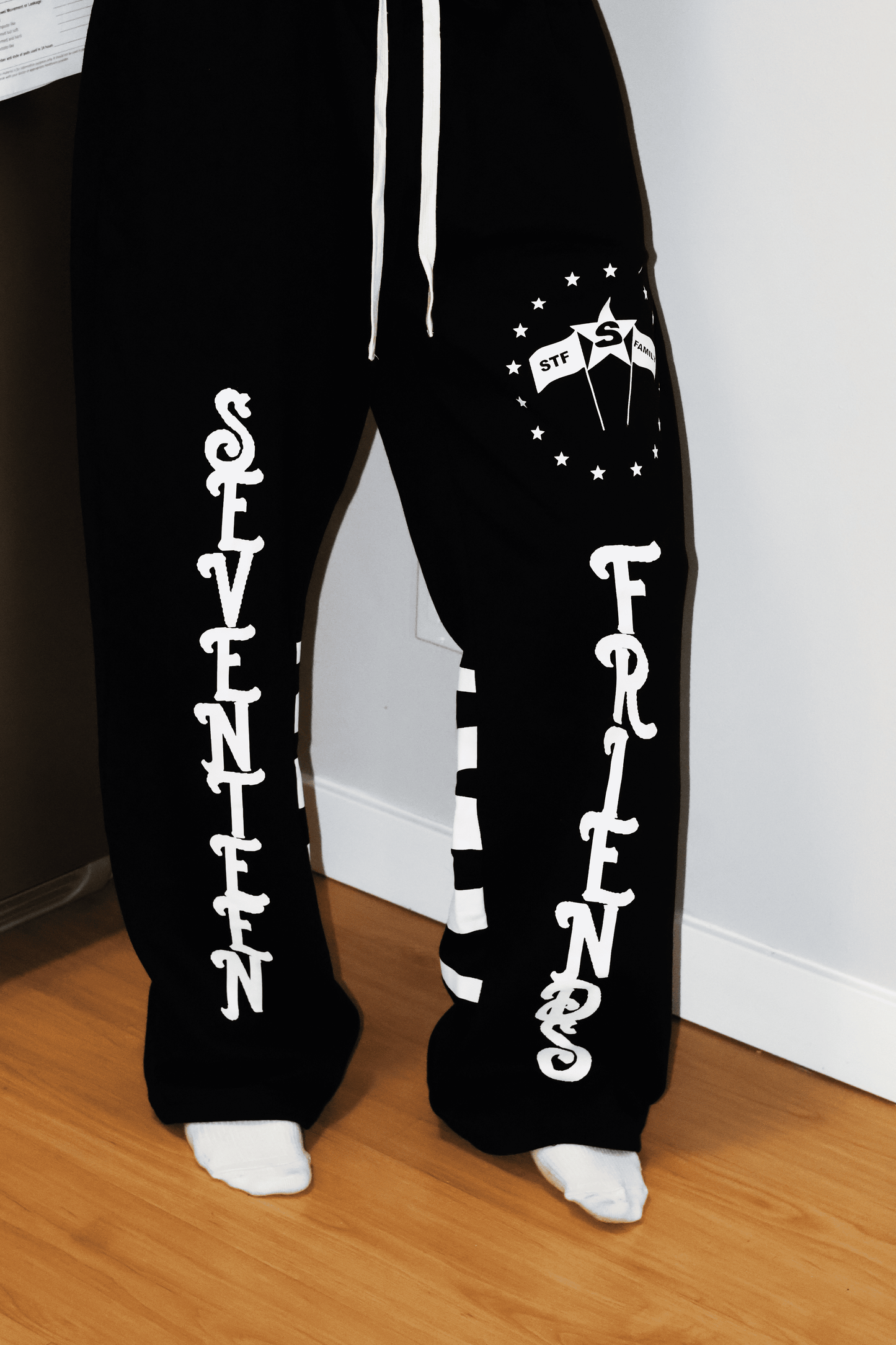 STARDOM SWEATPANTS