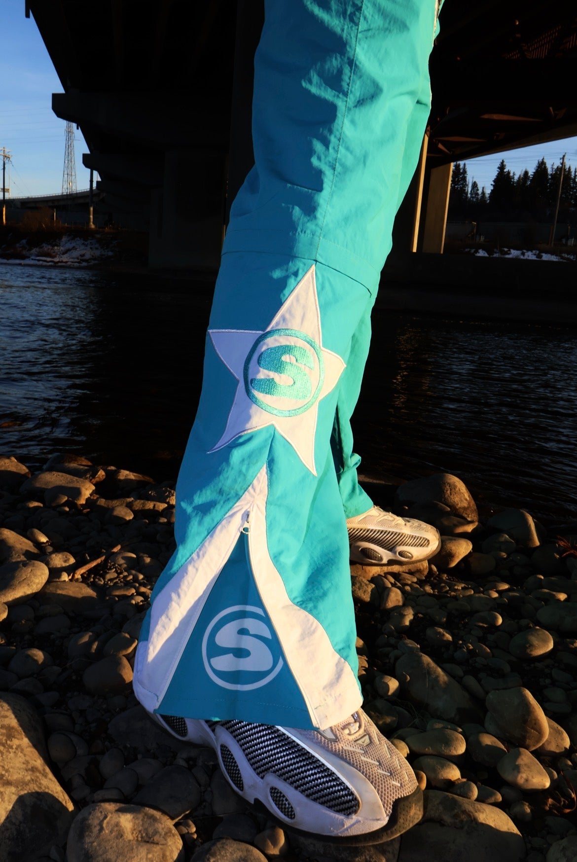 WATER TRACKPANTS